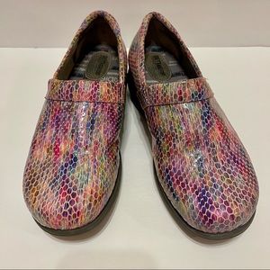 Grey’s Anatomy MEDEDITH SPORT Shoes Clogs  Sz 9.5 M KALIDOSCOPE